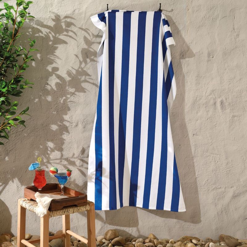 Toalha-de-Praia-Dohler-Cabana-Listrada-Azul-e-Branco
