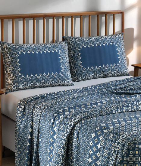 Vitrine-Jogo de Cama-Döhler